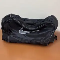 Nike ブラック ボストンバッグ