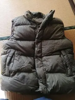 ‼️オールドユニクロ　ダウンベスト　Lサイズ　オリーブ　難有