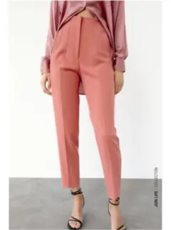 ZARA テーパードパンツ