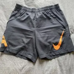 Item thumbnail for item f12e7b3b-ebdc-4764-b88b-199b3535f5be