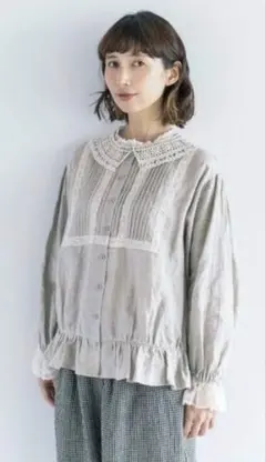 サマンサモスモス　kazumiさんコラボ　リネンブラウス　ベージュつけ襟無し