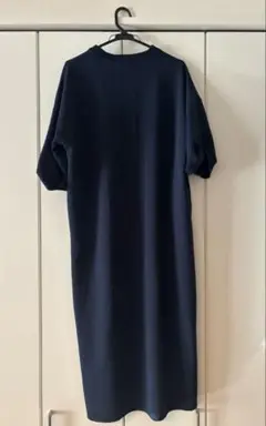 ロングワンピース　紺　M