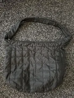 ブラック キルティング ショルダーバッグ ユニセックス 韓国系 ナイロン