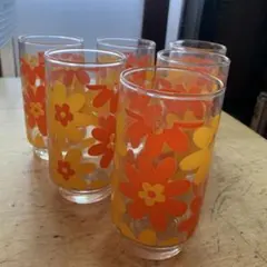 昭和レトロ　花柄タンブラー　６客セット　当時物　ポップ　ガラスコップ