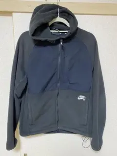 Nike SB フード付きアウター　 Sサイズ