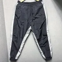 Item thumbnail for item d13b41c8-893c-4ba8-a192-bace0d8ccbf4