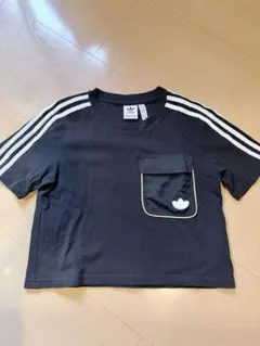 adidas ショート丈Tシャツ