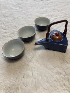 蔵珍　紺色の急須と茶碗3個セット