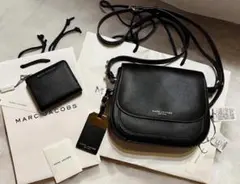 MARC JACOBS ブラックショルダーバッグ