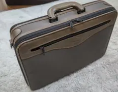 ビジネスバッグ