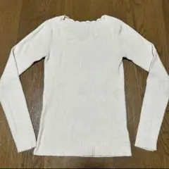 アイボリーニット　長袖