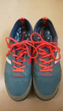 【new balance】フットサルシューズ