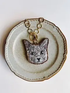 ロシアンブルー 猫刺繍 お顔バッグチャーム