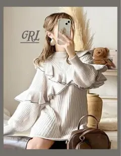 【L】GRL グレイル　ラインフリルケーブル編みニットワンピ　アイボリー