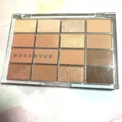 ウェイクメイク　アイシャドウパレット　03