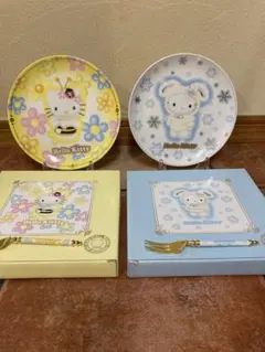 ハローキティ2000年限定 25周年記念コレクションケーキ皿2枚セット