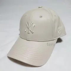 ニューエラ NY ヤンキース キャップ 帽子 レザー ベージュ オフホワイト 白