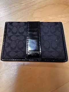 コーチ 二つ折りパスケース　カードケース　ブラック