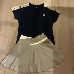 FILA テニスウェア 上下セット ネイビー ベージュのサムネイル