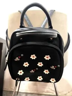 【ミニーマウス】リュック　ディズニーストア販売品　ミニーちゃん　Disneyのサムネイル