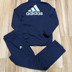 新品 アディダス バックプリント ジャージ　上下セット　160cm