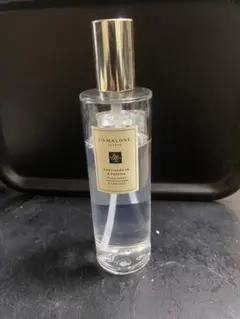 English Pear & Freesia ルームスプレー 100ml