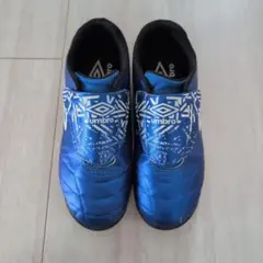 umbro 青 スニーカー グラフィックデザインのサムネイル