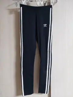 adidas ブラック レギンス