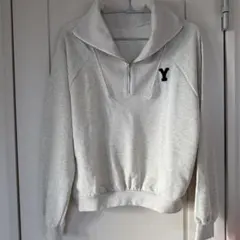 グレー ハーフジップ トレーナー