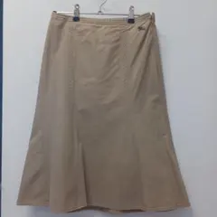 バーバリーブルーレーベルベージュ フレアスカート ひざ丈