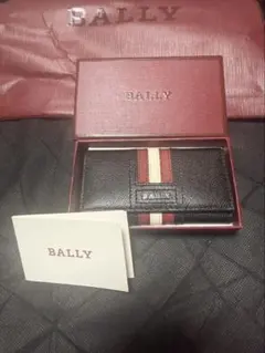 【値下げ中‼️】⭐️新品未使用⭐️BALLY キーケースのサムネイル