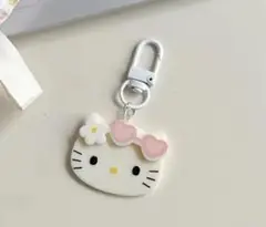 【新品未使用品】キティちゃん キーホルダー チャーム 携帯ストラップ