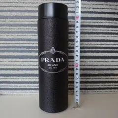 新品未使用！PRADA＊ダイヤモンドパターン＊水筒 新品未使用！PRADA＊ダイヤモンドパターン＊水筒 - メルカリ