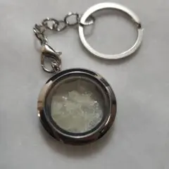 天然石 リビアングラス細石 キーホルダー ペンダントトップ