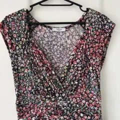 エジェリ アーモワールカプリス購入 インポート ジャージーワンピ 小花柄