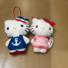 マクドナルドハッピーセットハローキティ ぬいぐるみ 水兵風とドレス