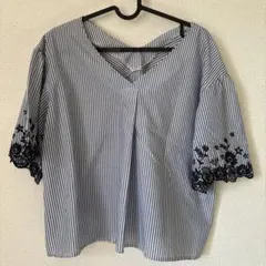 COMME CA ISMストライプ Vネック 半袖シャツ サイズ9