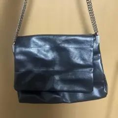 黒 レザー ショルダーバッグ チェーンストラップ
