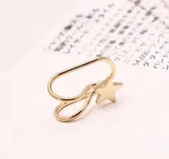 イヤカーフ　ゴールド　星　フェイクピアス　片耳用