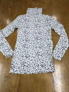 花柄タートルネック長袖(Sサイズ)