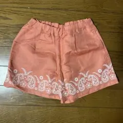 BeBe ペイズリープリントショートパンツ