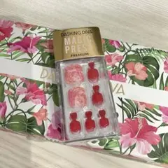 DASHING DIVA MAGIC PRESS 足用ネイルチップのサムネイル