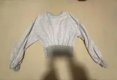 グレー クロップド丈 長袖トレーナー