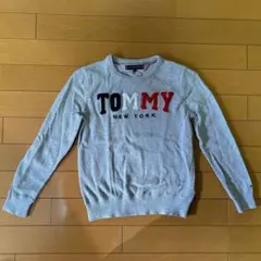 トミーヒルフィガー トップス