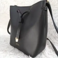 ショルダーバッグ