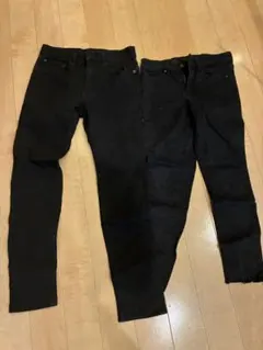 UNIQLO ブラック ストレートジーンズ 2本セット