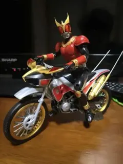 本日削除フィギュアーツ トライチェイサー2000 - メルカリ