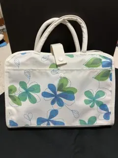 Item thumbnail for item 74c7c8f4-1213-4e63-a1aa-555e71e96e01