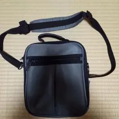 メンズショルダーバッグのサムネイル