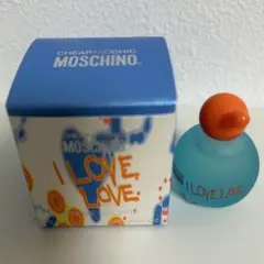 モスキーノ　アイラブラブ　オードトワレ4.9ml ミニ香水のサムネイル